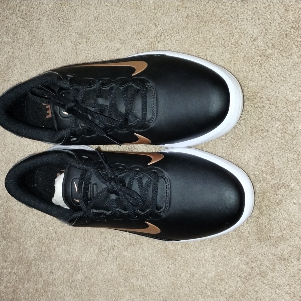 Women's Size 8.5 Nike Vapor Black/White/Bronze  Golf Shoes AQ2324-001
